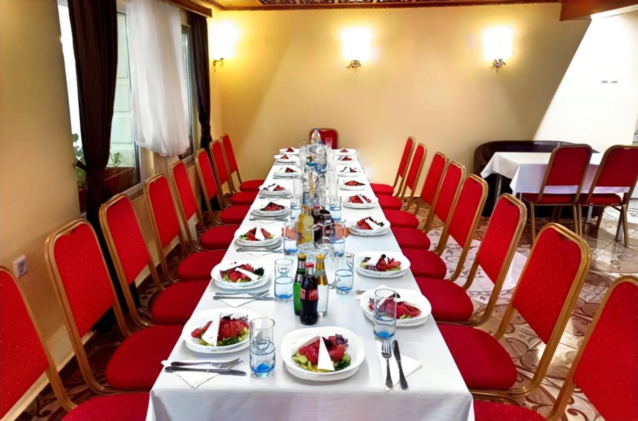 Hotel & Restaurant Kotel Dış mekan fotoğraf