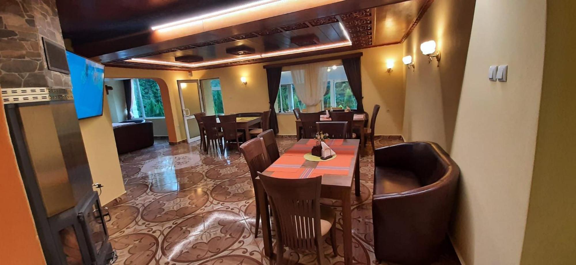 Hotel & Restaurant Kotel Dış mekan fotoğraf